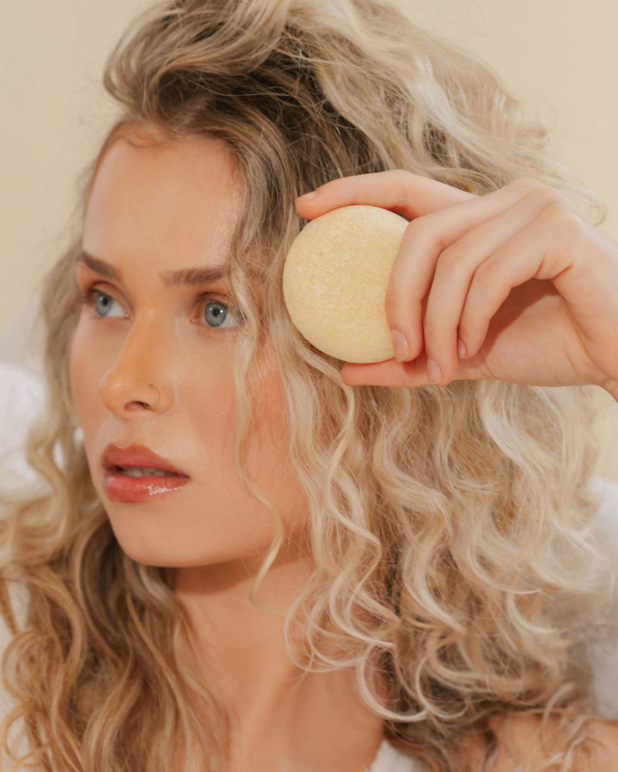 Good Juju Hydrating Shampoo Bar | Award-Winning | Up To 75 Washes