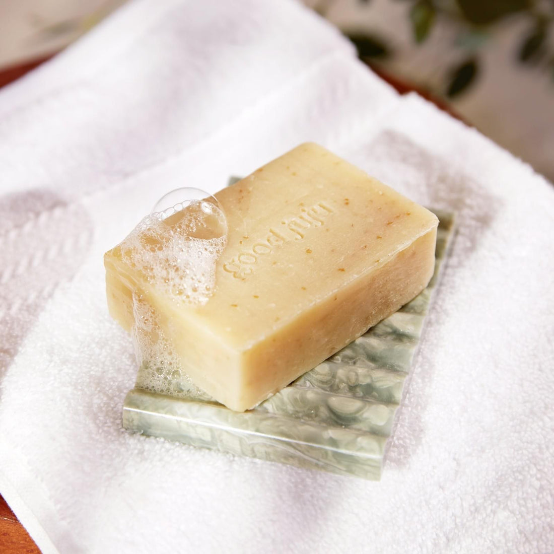Honey & Oat Body Wash Bar